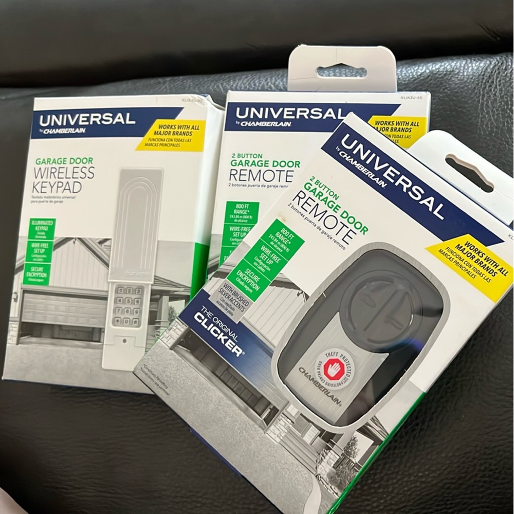 NEW IN BOX Chamberlain Universal Wireless Garage Door Keypad with TWO Remotes
